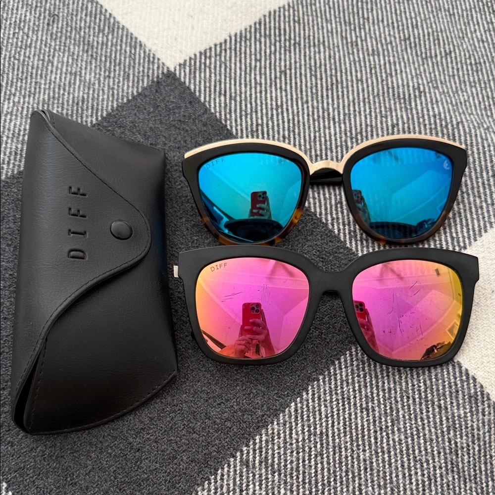Diff Sunglasses Set - Blue and Pink